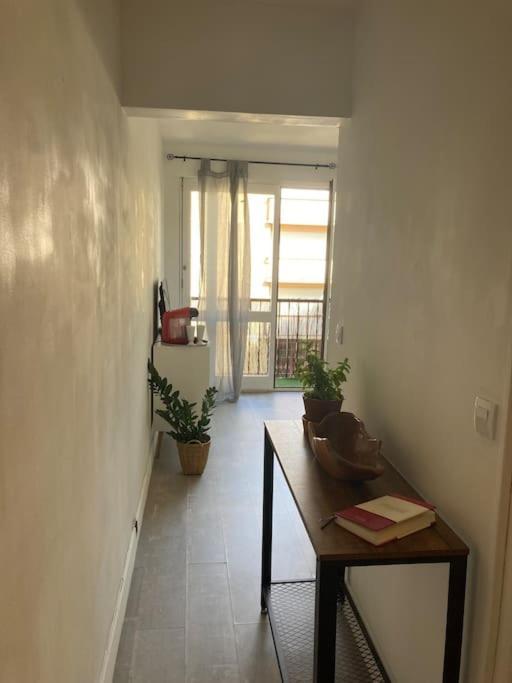 Cozy Studio With Balcony And Free Parking Aix-en-Provence Eksteriør billede
